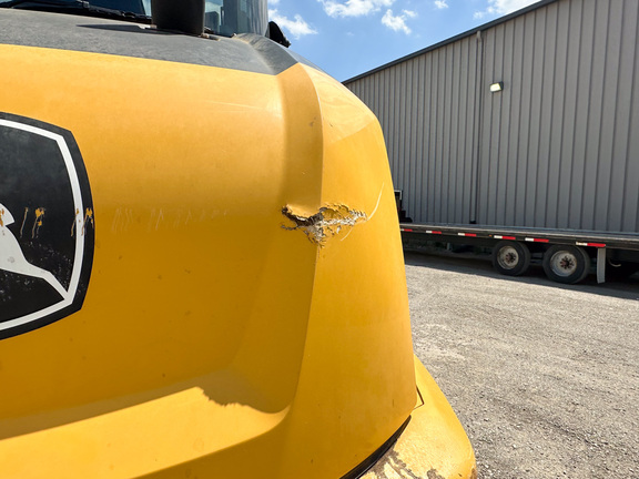 2022 John-Deere 244L