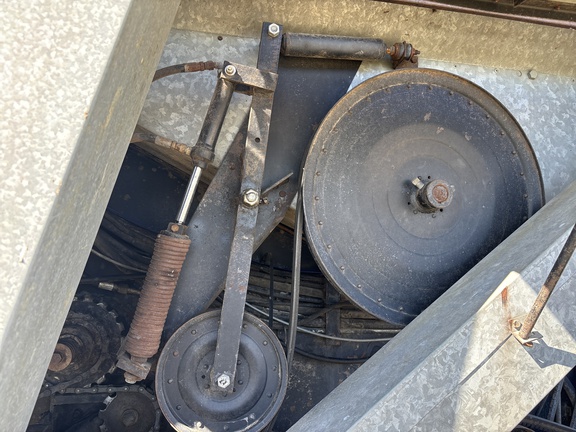 Used 1983 Gleaner L3 Combines at Koenig Equipment in Oxford, OH - Photo22