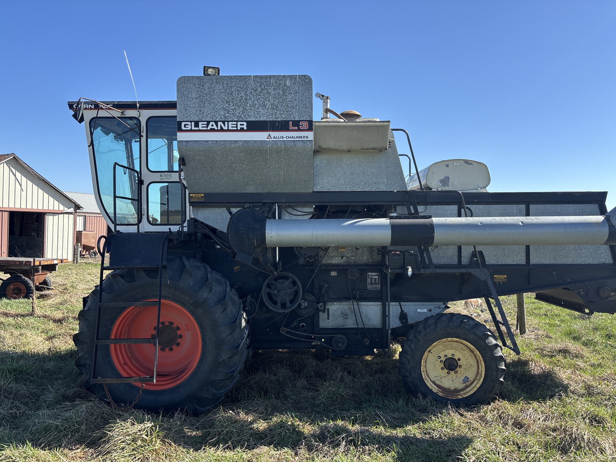 Used 1983 Gleaner L3 Combines at Koenig Equipment in Oxford, OH - PhotoXL0