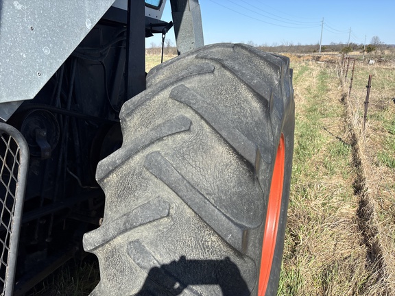 Used 1983 Gleaner L3 Combines at Koenig Equipment in Oxford, OH - Photo43