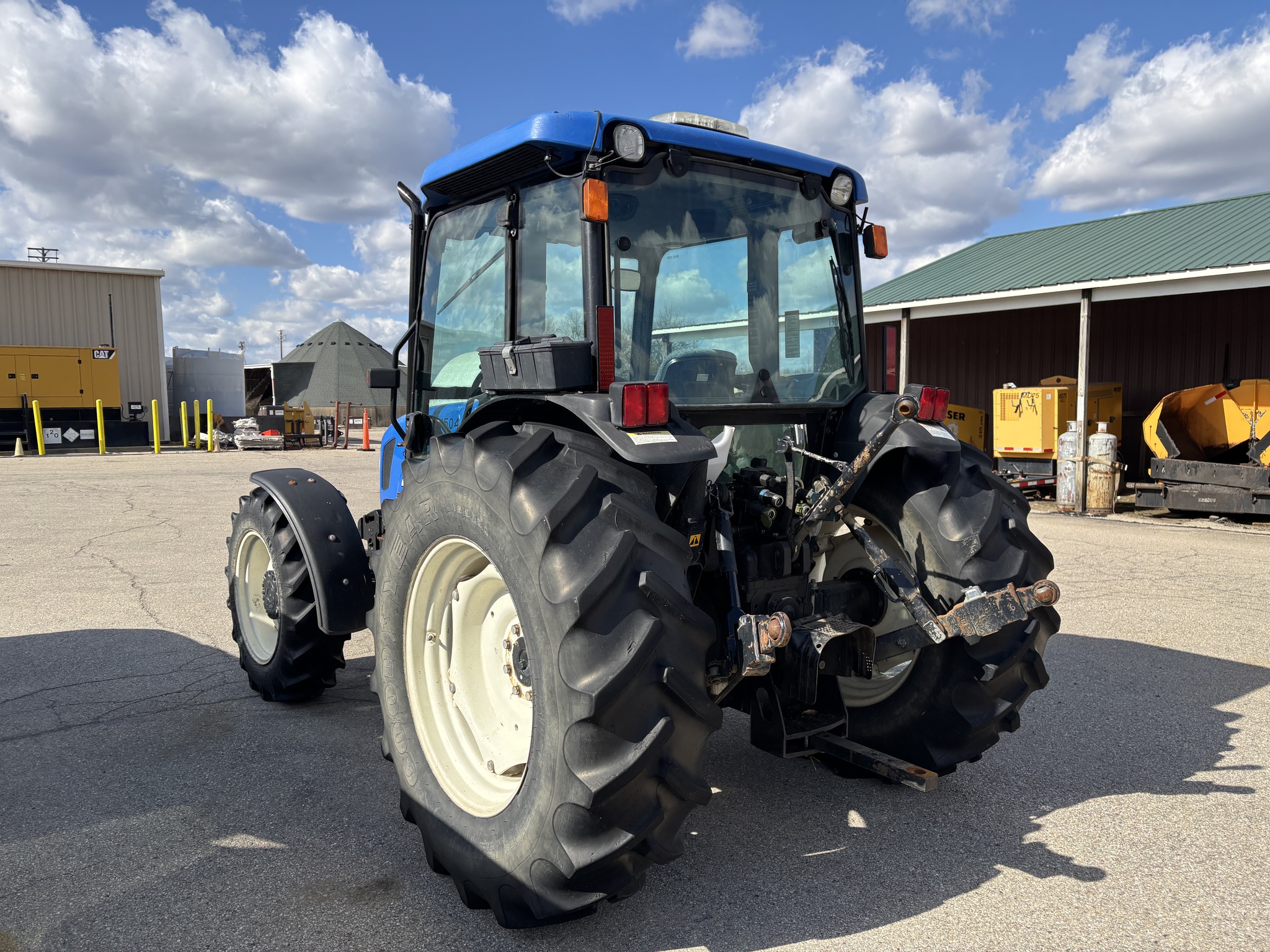 Used 2007 New Holland TN75SA Utility Tractors at Koenig Equipment in Lebanon, OH - PhotoXL15