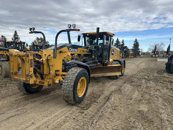 Photo of a 2021 John Deere 772G