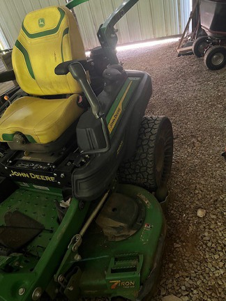 2022 John Deere Z930R