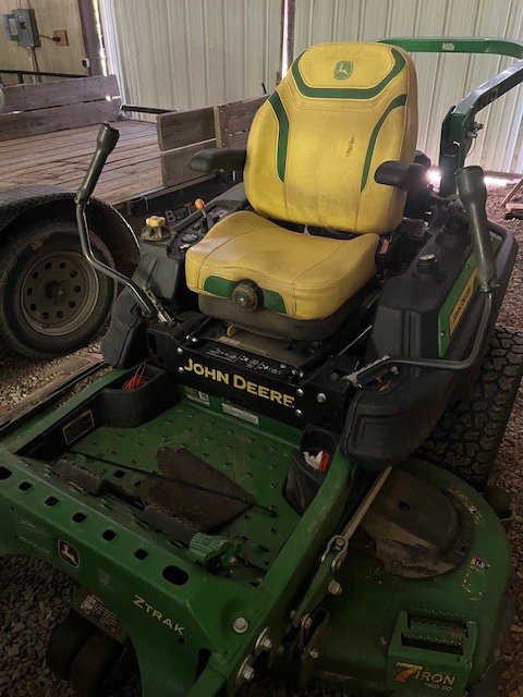 2022 John Deere Z930R