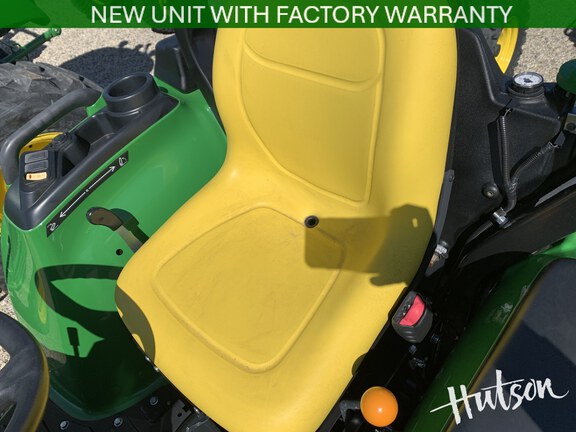 Photo of 2024 John Deere 3038E