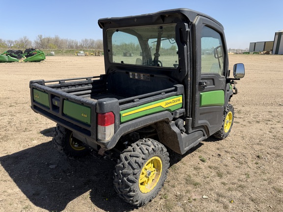 2023 John Deere XUV 835M - Photo3