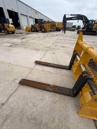 2026 John Deere 624FORKS60