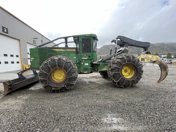 2016 John Deere 848L