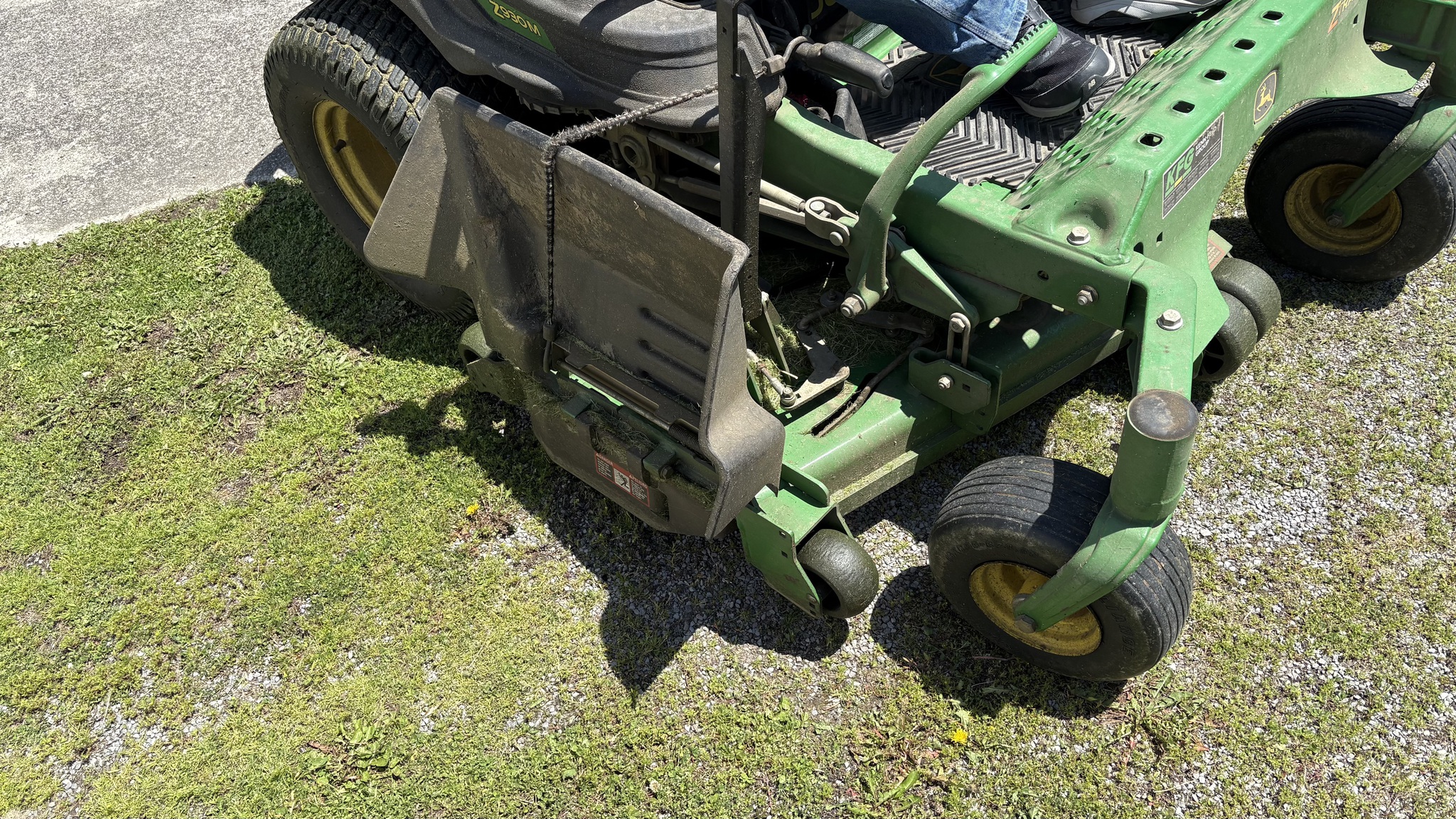 2014 John Deere Z930M Image 9