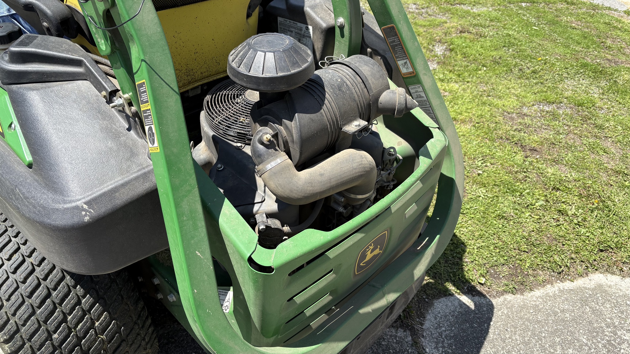 2014 John Deere Z930M Image 8