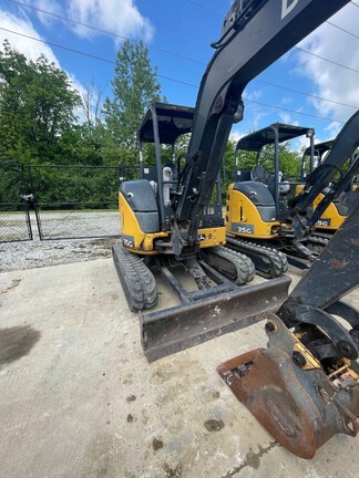 Photo of a 2020 John Deere 35G