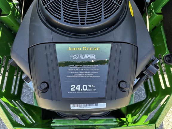 2025 John Deere Z515E-8