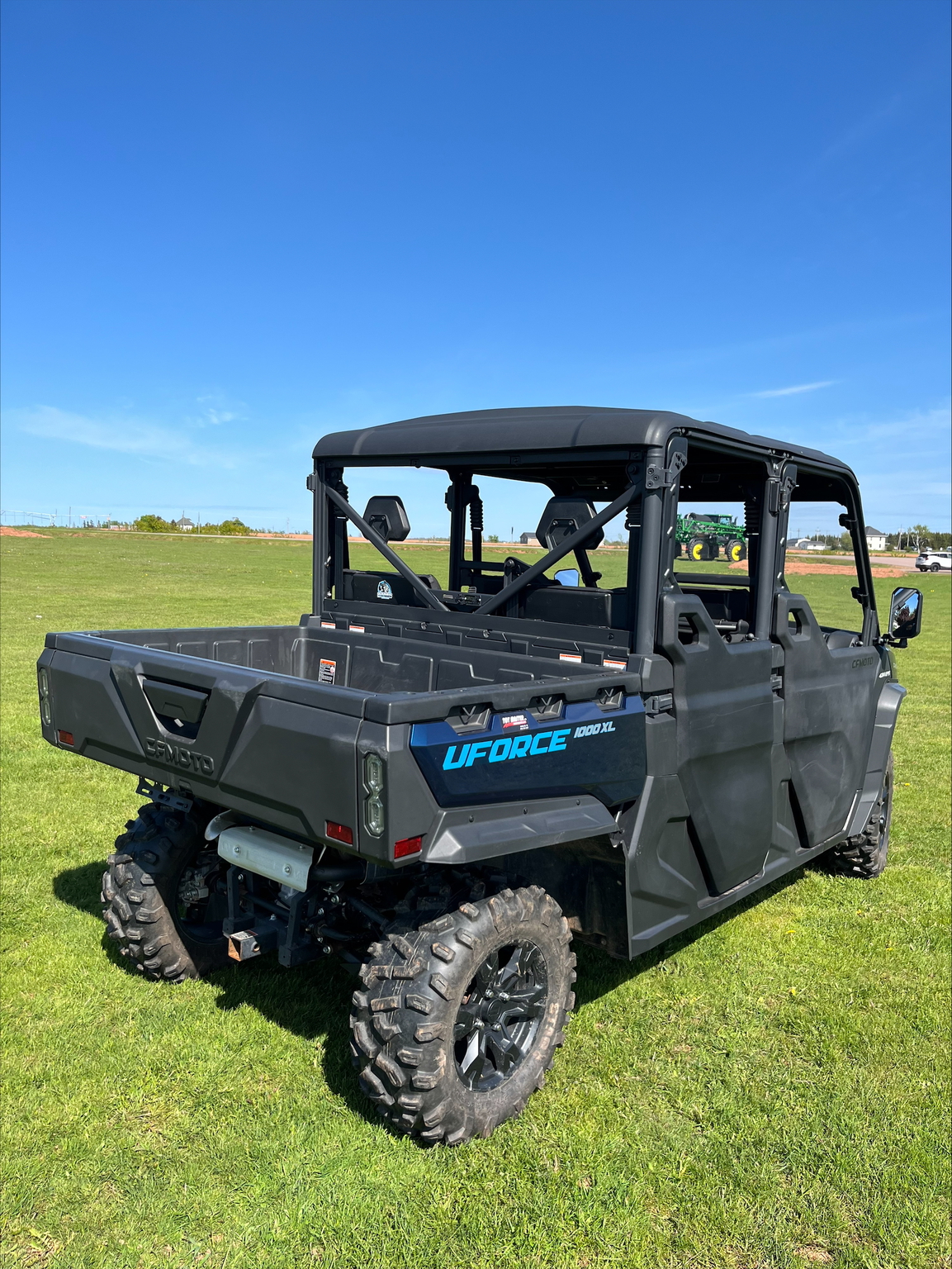 2023 CFMOTO UFORCE 1000 XL Image 5