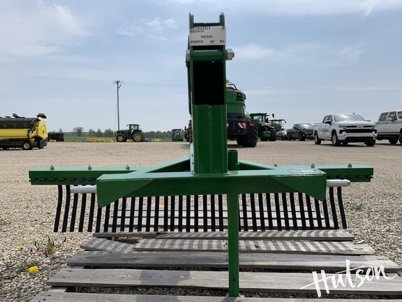 Photo of 2025 John Deere LR5072