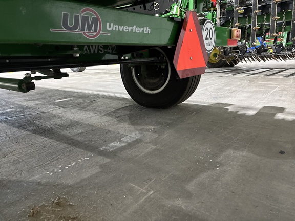 Used 2023 Unverferth AWS42 Header carts at Koenig Equipment in Greenville, OH - Photo8