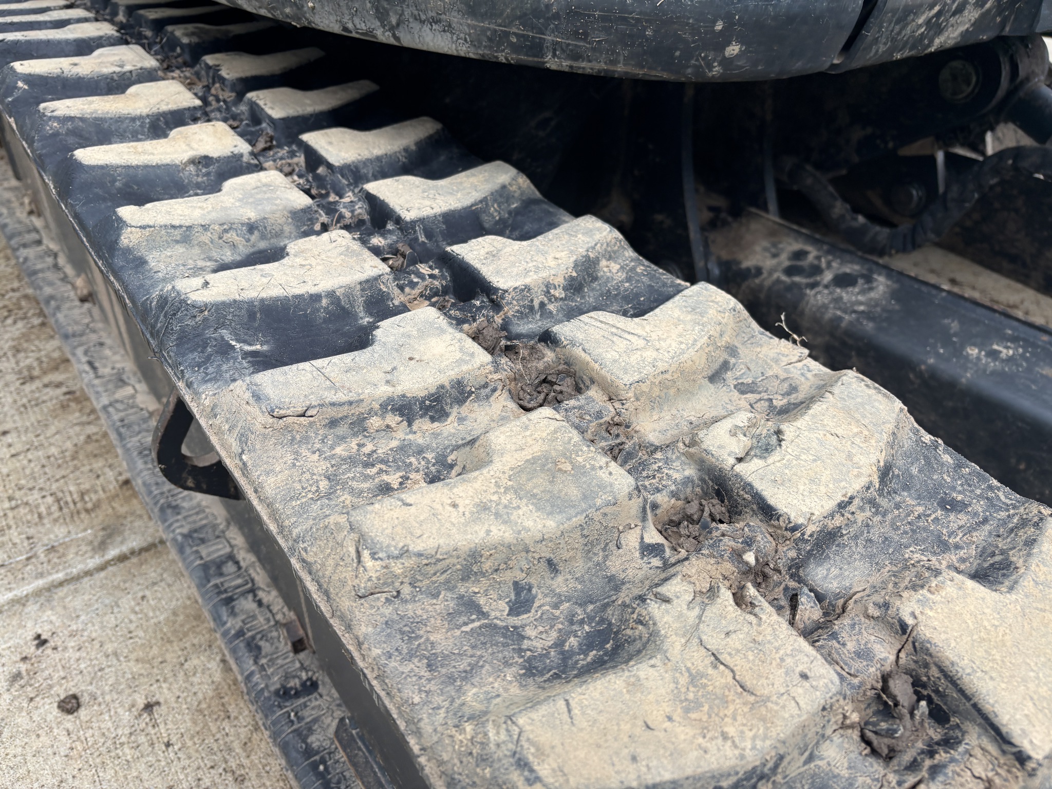 Used 2019 Bobcat E35i Compact Excavators at Koenig Equipment in Oxford, OH - PhotoXL21