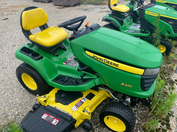  John Deere X320