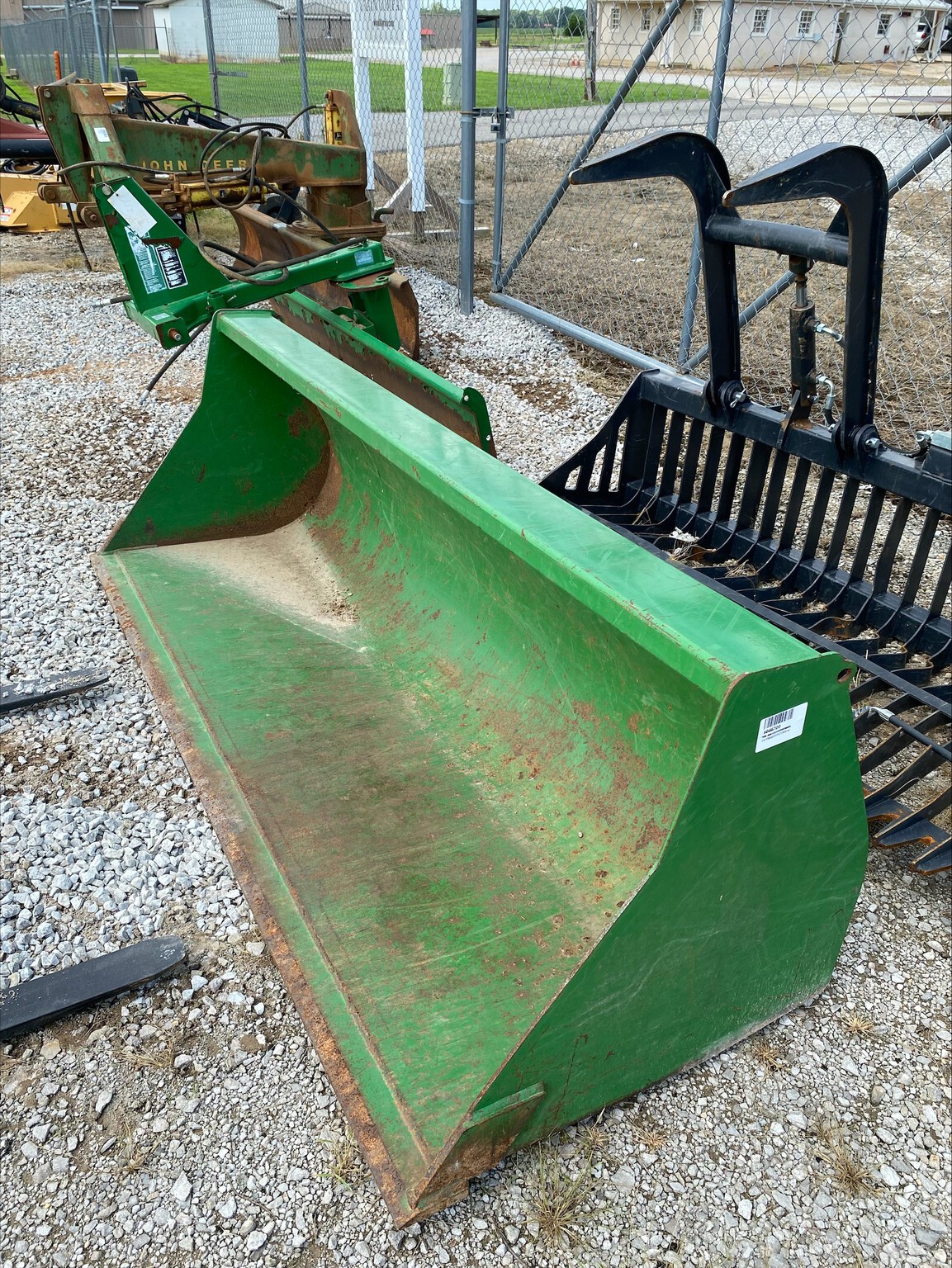 2022 John Deere 84 IN Global Bucket