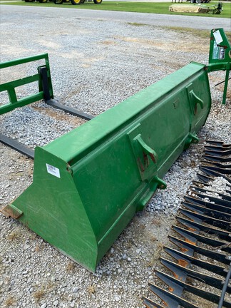2022 John Deere 84 IN Global Bucket