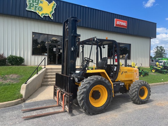 2019 JCB 930-4