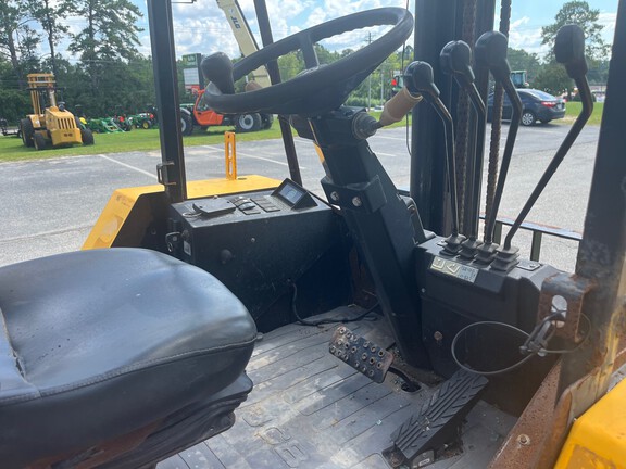 2019 JCB 930-4-6