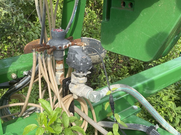 Photo of 2014 John Deere 2510H