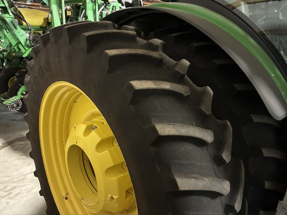 2010 John Deere 8295R (4th thumbnail)