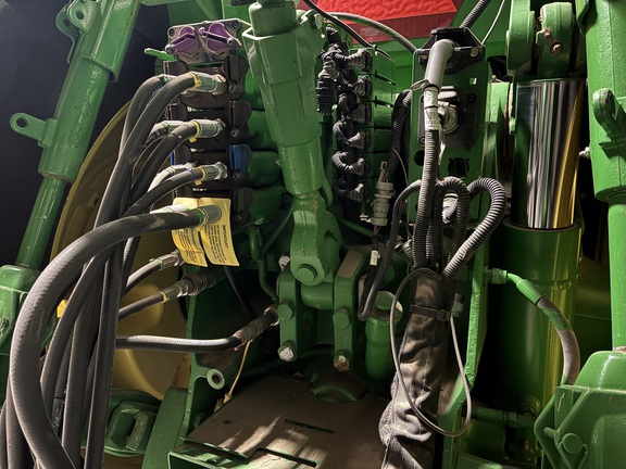 2010 John Deere 8295R (7th thumbnail)