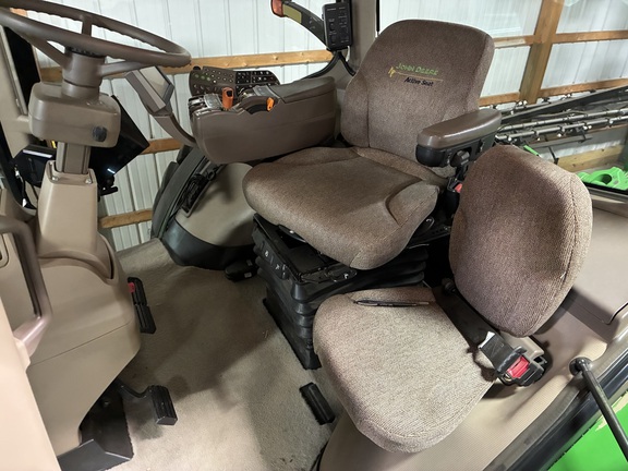 2010 John Deere 8295R (14th thumbnail)