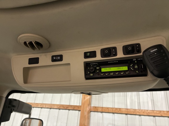 2010 John Deere 8295R (18th thumbnail)