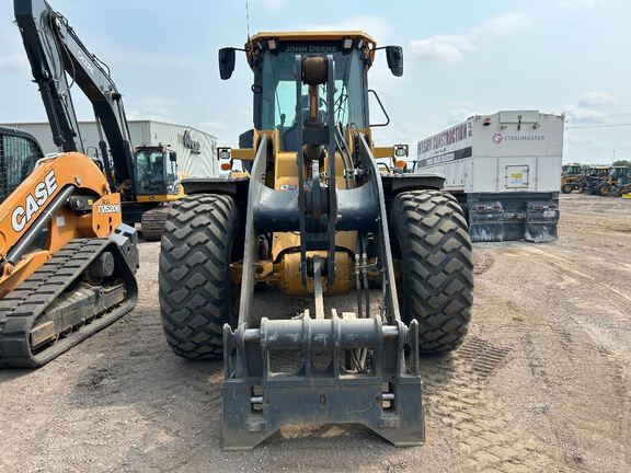 2023 John Deere 544P