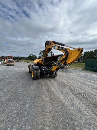 0 JCB 110W