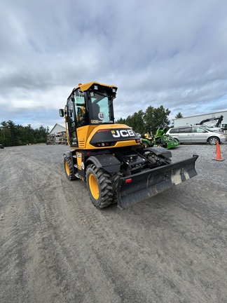 0 JCB 110W