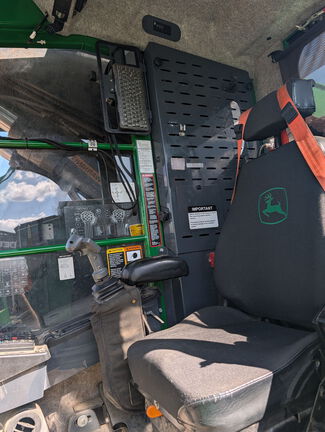 2019 John Deere 853MH