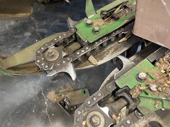 Photo of 2019 John Deere 712FC