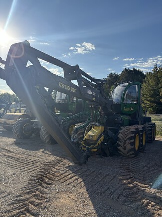 2023 John Deere 1270G