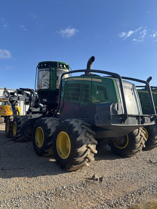2023 John Deere 1270G