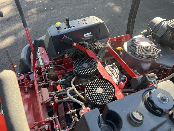 Used 2013 Ferris IS1500Z Zero Turn Mowers at Koenig Equipment in Urbana, OH - Photo4