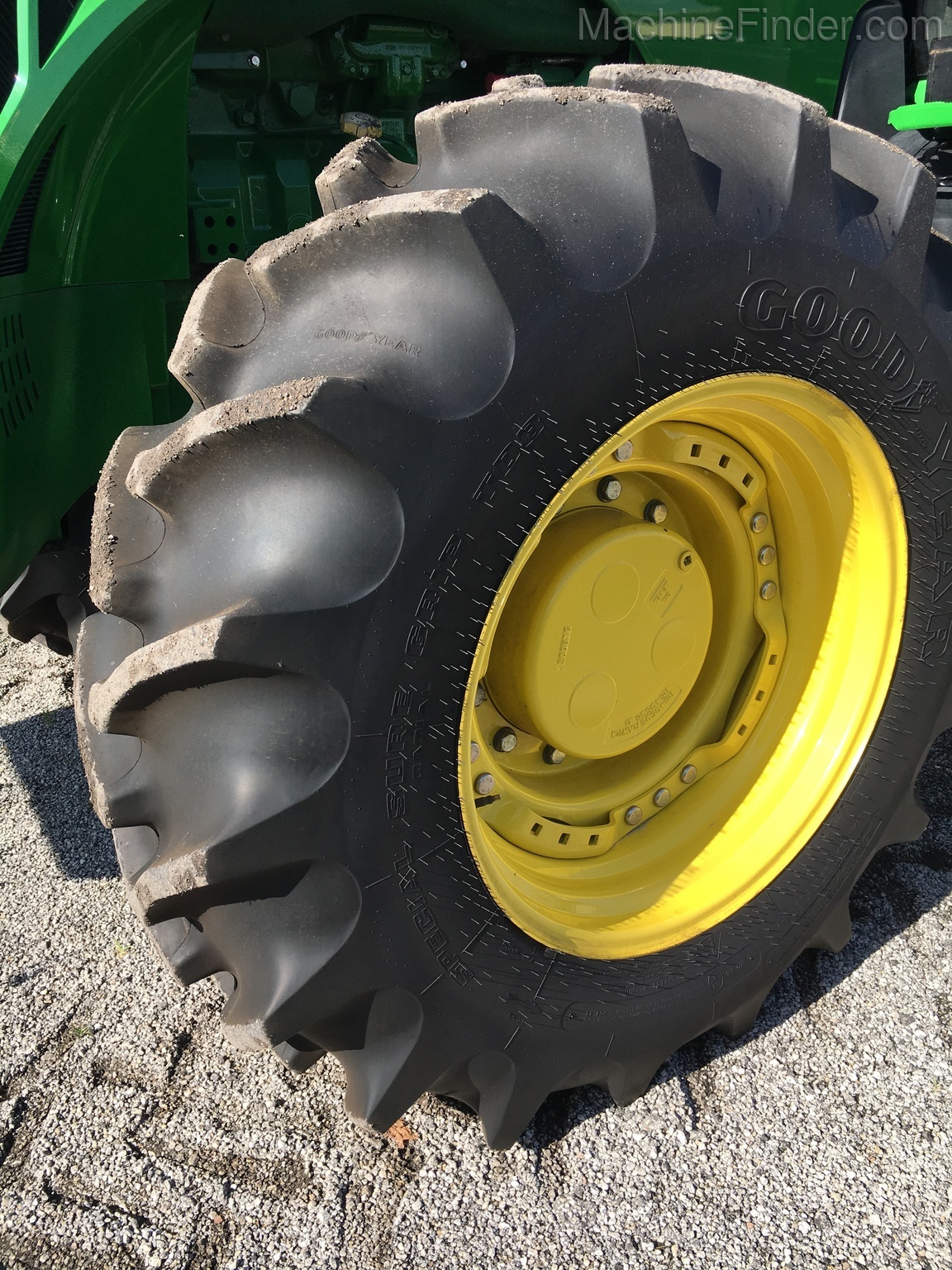 2017 John Deere 8295R Image 12