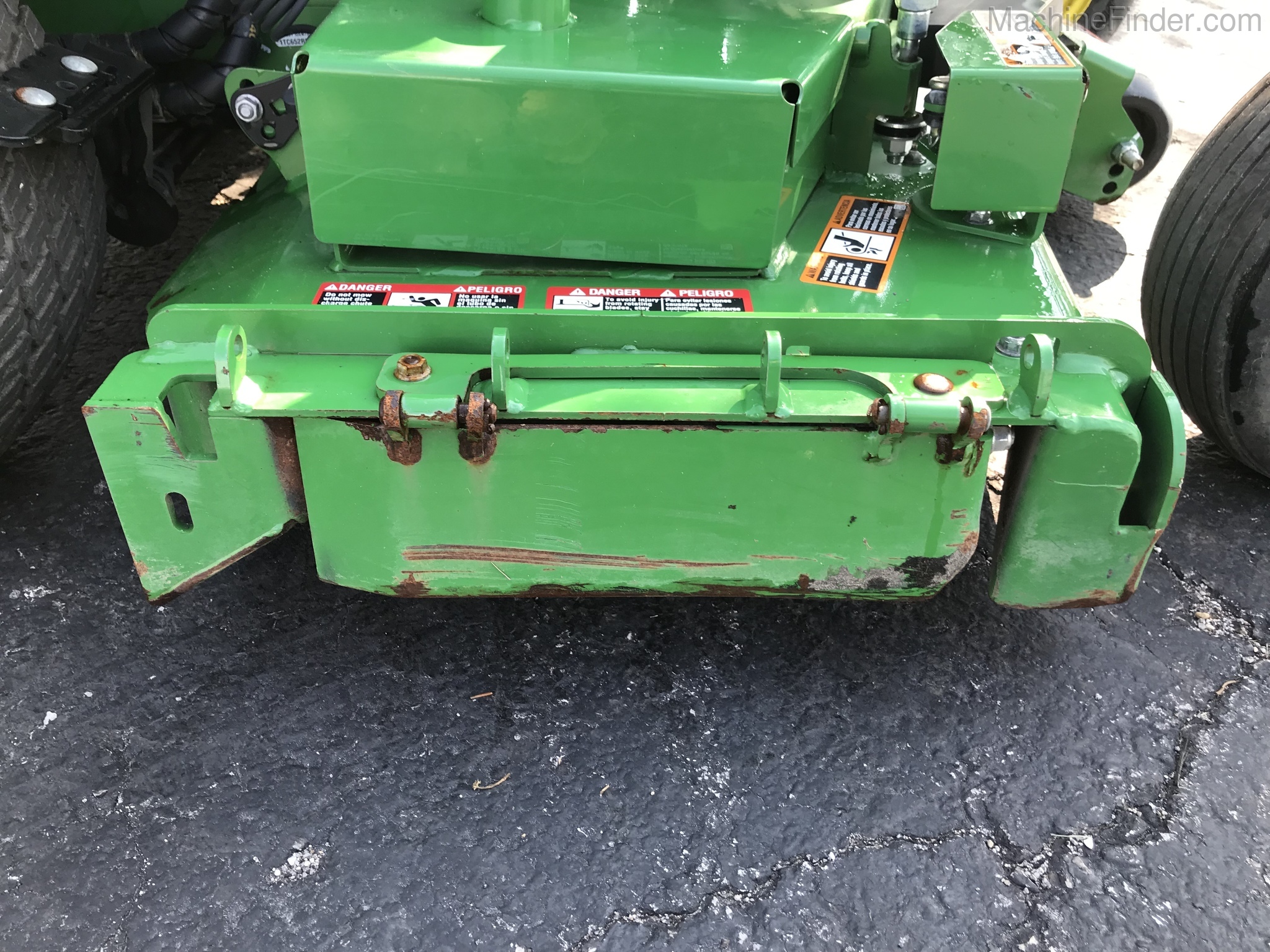 2018 John Deere 652R Image 5