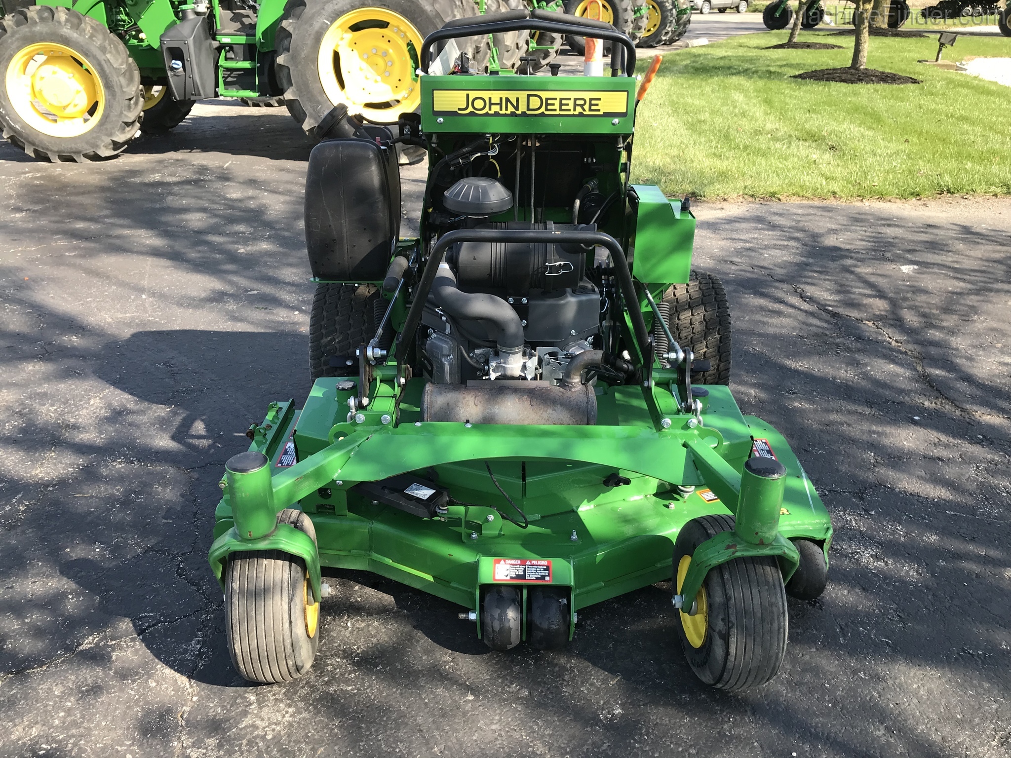 2018 John Deere 652R Image 2
