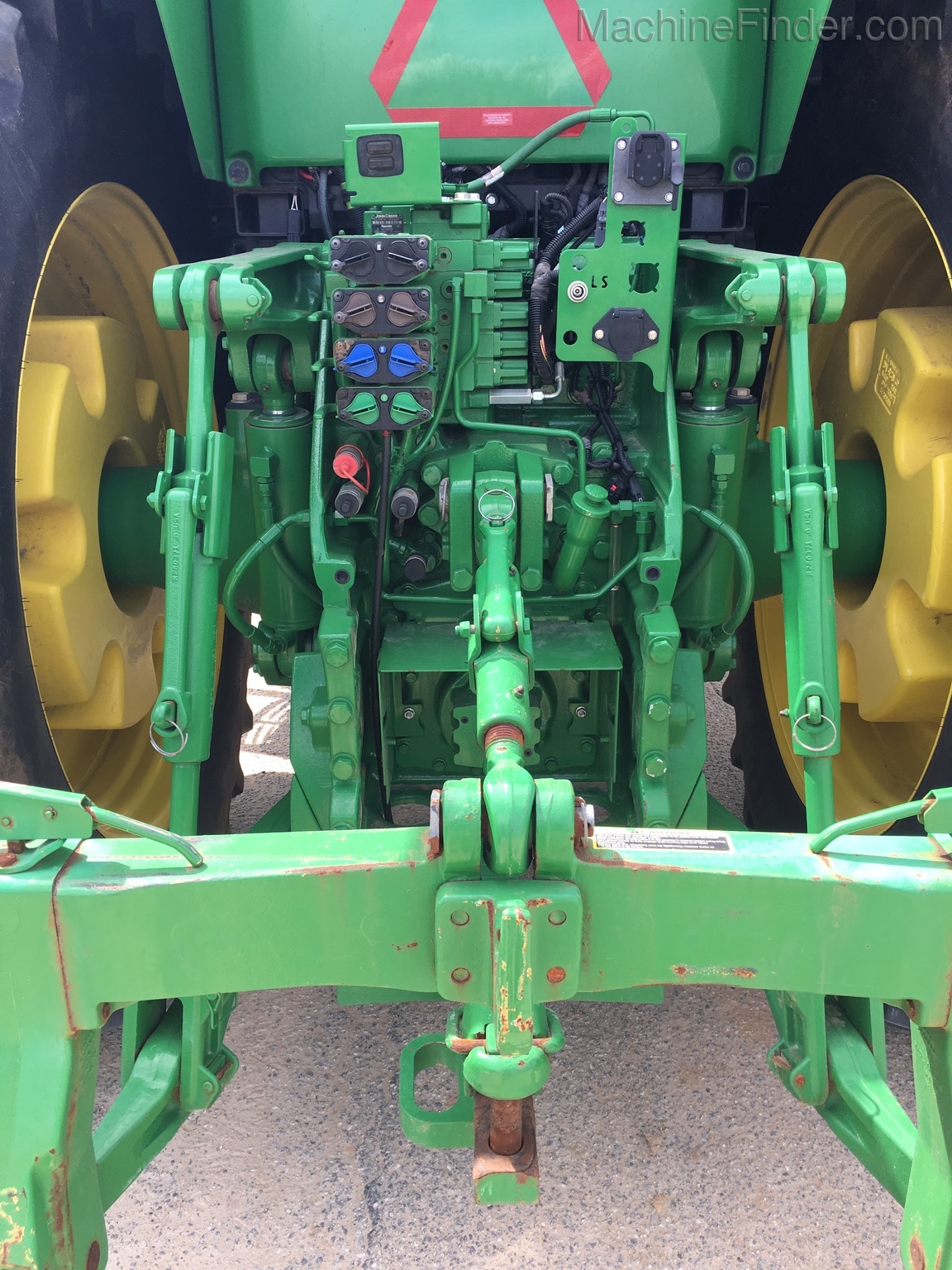 2016 John Deere 8295R Image 12