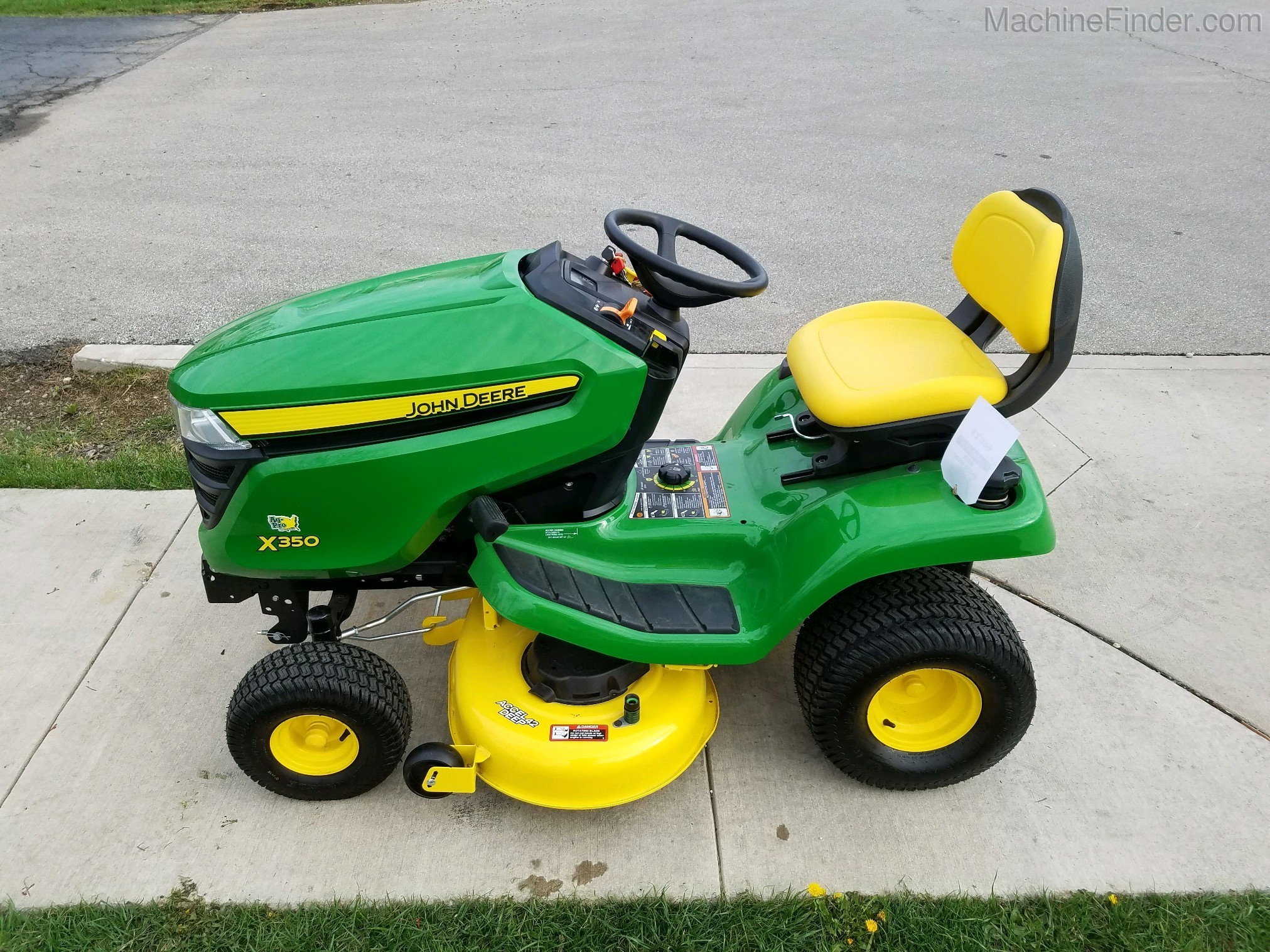 2020 John Deere X350 Image 1