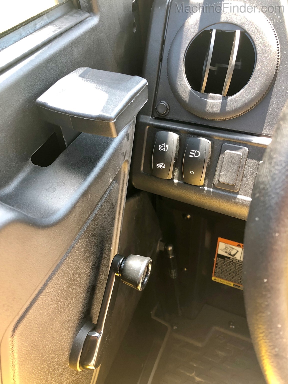 2020 John Deere XUV835M HVAC Image 9