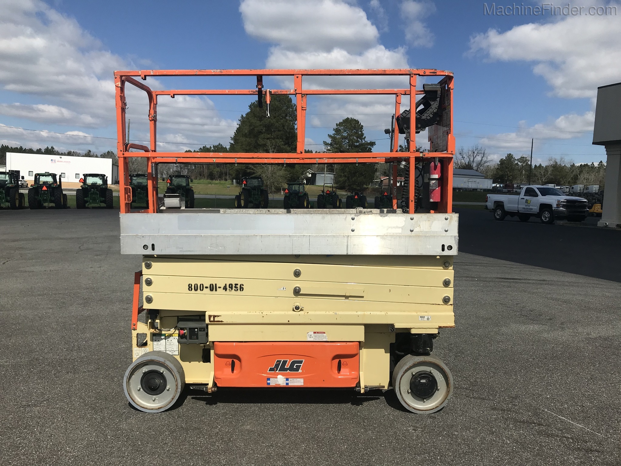 2013 JLG 2630ES Image 2