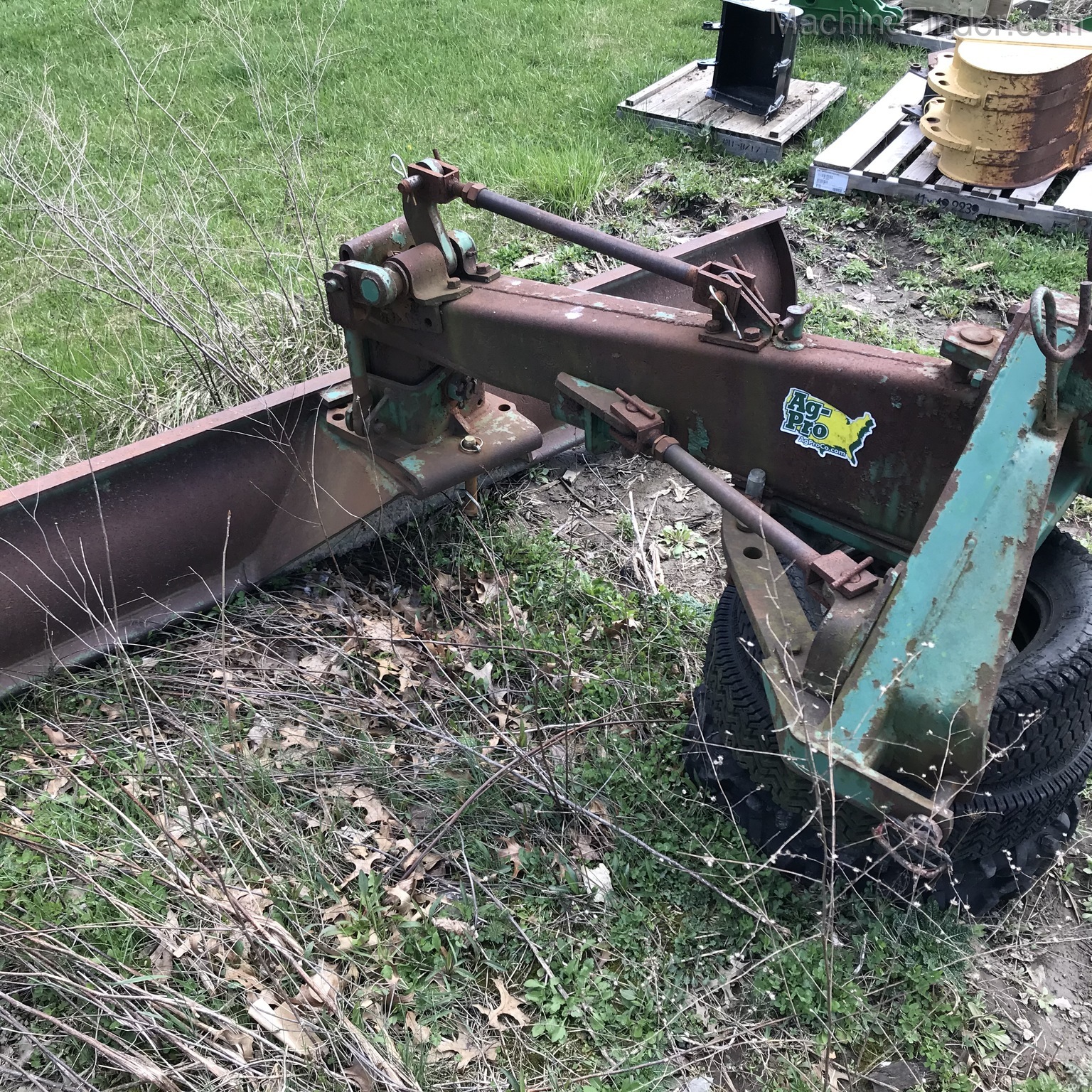 1978 John Deere 115 Image 3