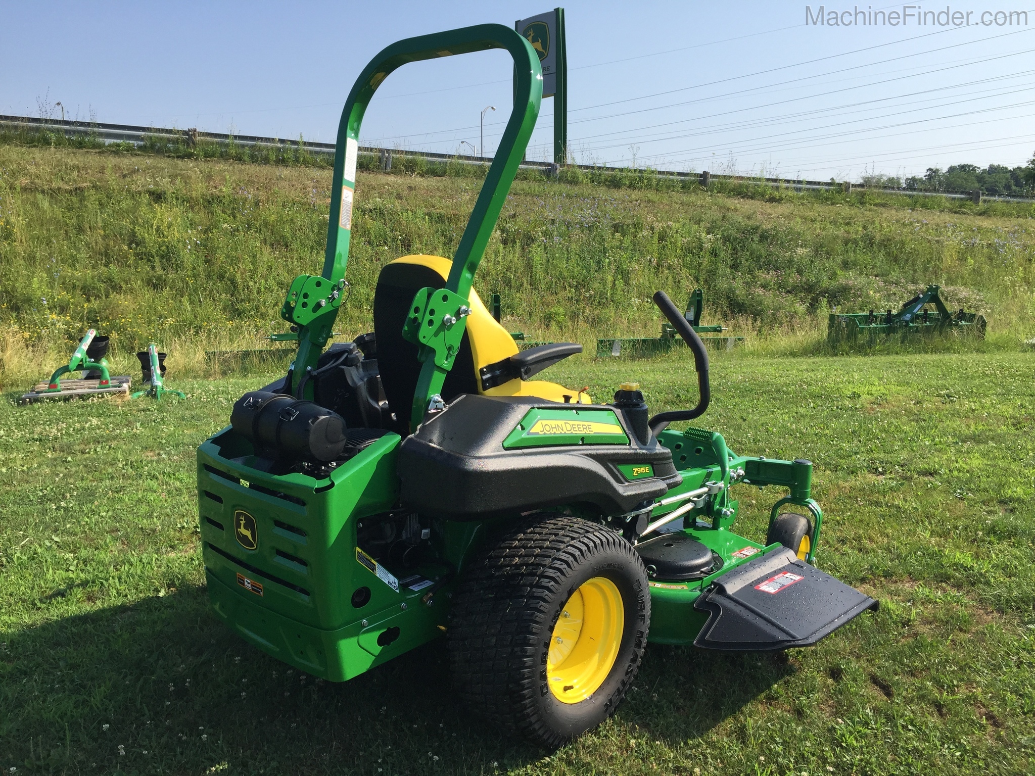 2020 John Deere Z915E Image 4
