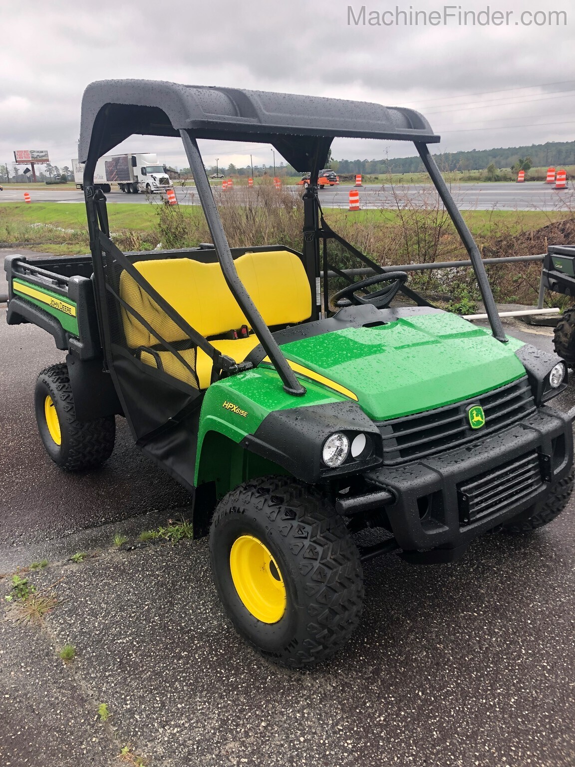 2020 John Deere 615E Image 3