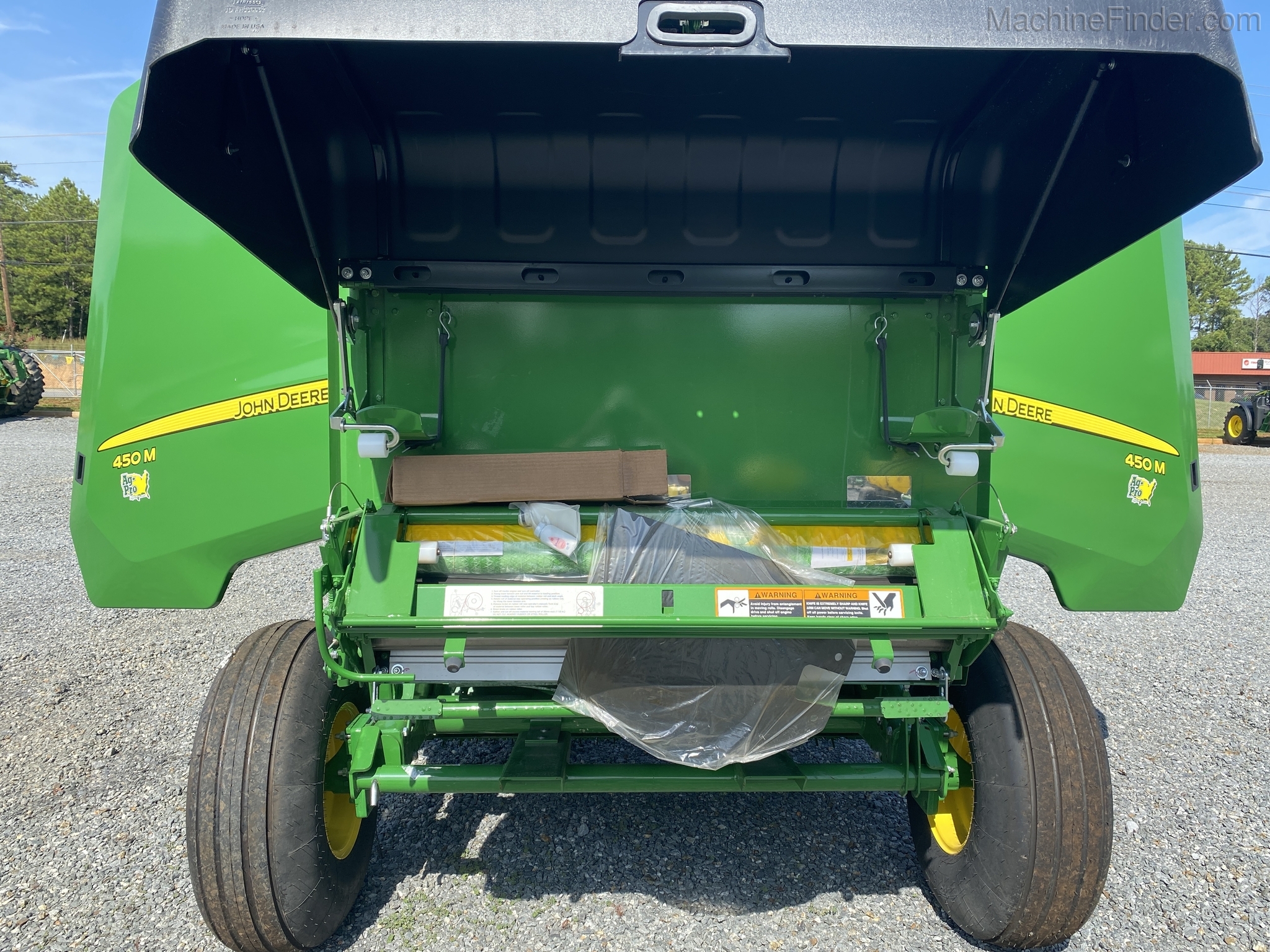 2020 John Deere 450M Image 3