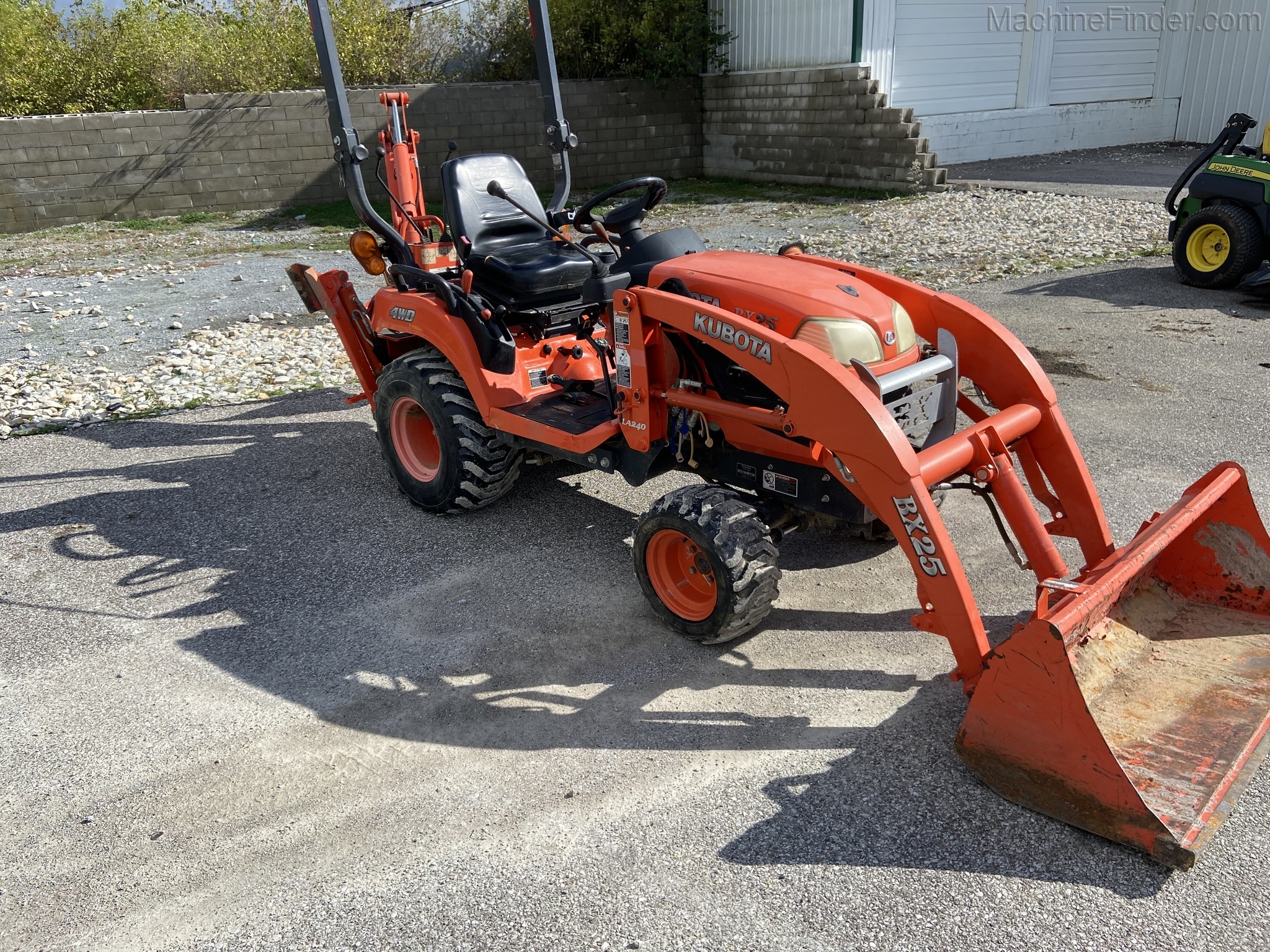 2012 Kubota BX25 Image 3